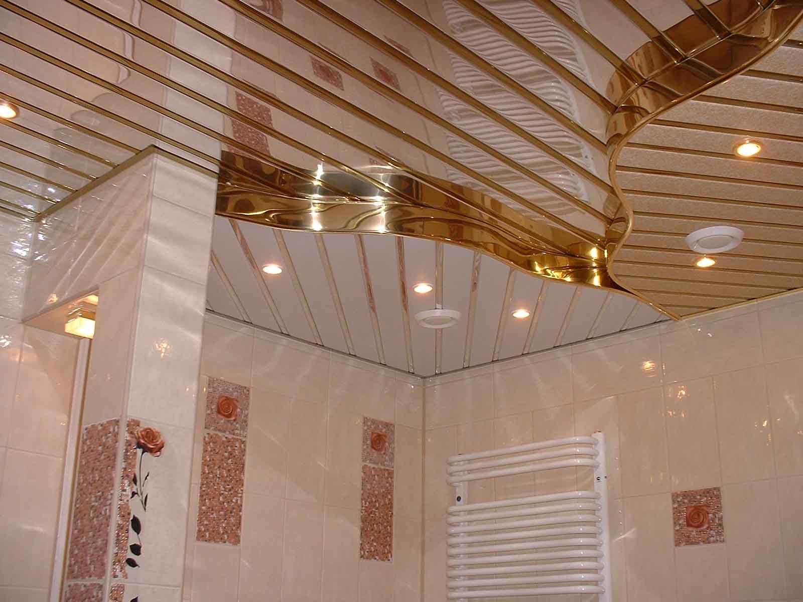 дизайн потолка ванной комнаты